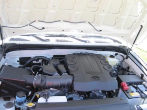 Toyota FJ Cruiser Performance Air Intake - K&N Engineering - Drop In - 2010